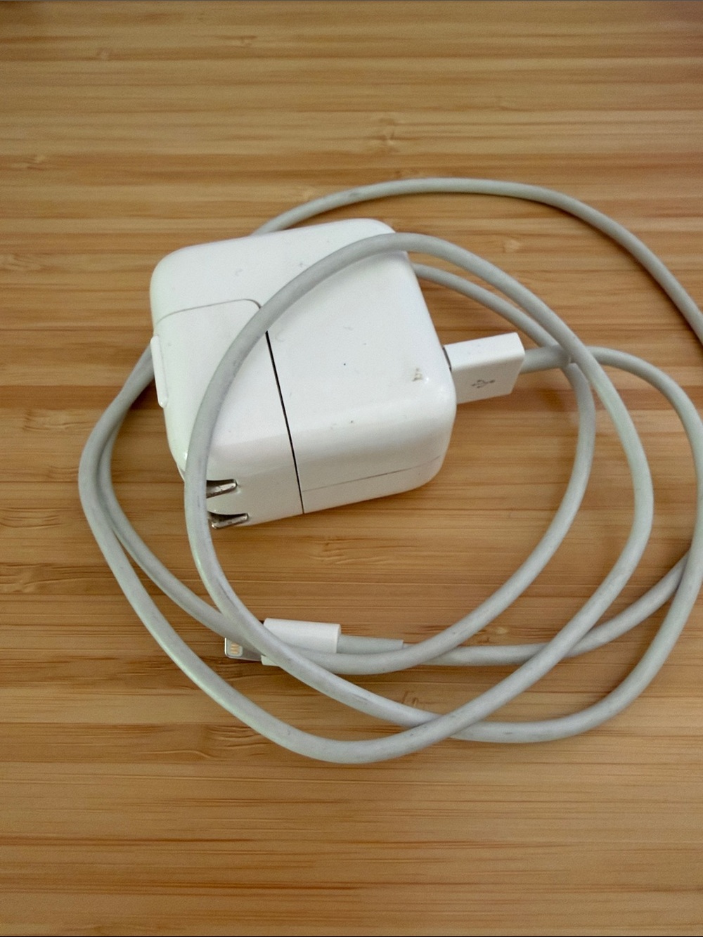 Apple White USB Power Adapter with Lightning Cable
